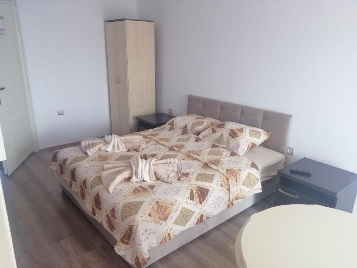 Apartments Kamenjar Novi Sad Phòng bức ảnh