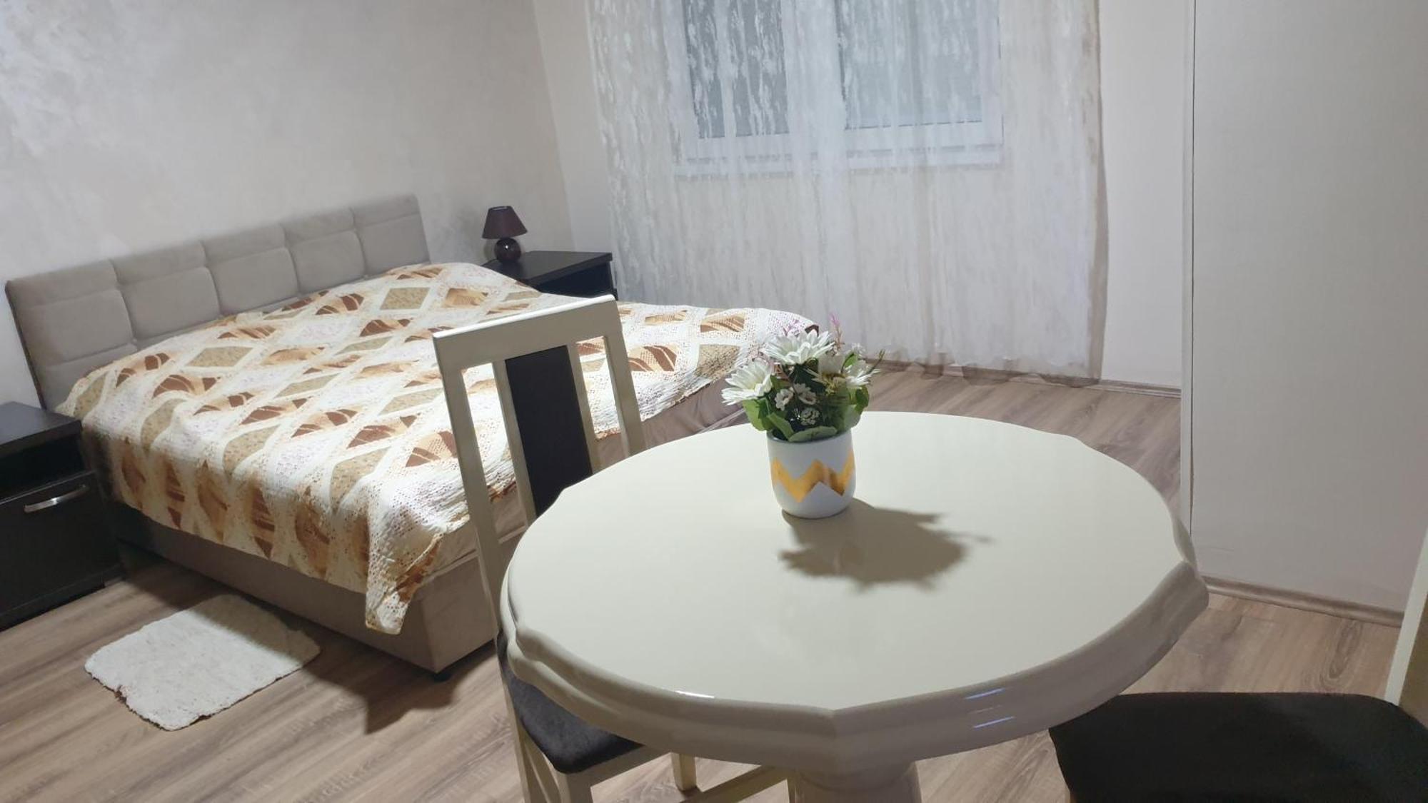 Apartments Kamenjar Novi Sad Phòng bức ảnh