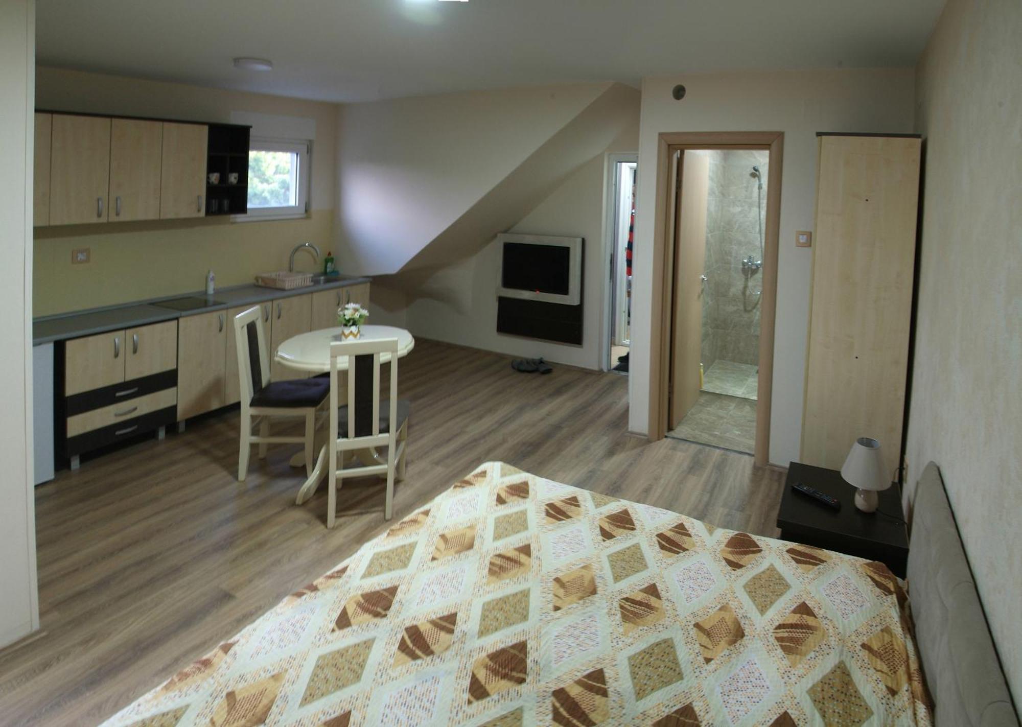 Apartments Kamenjar Novi Sad Phòng bức ảnh